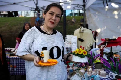 &lsquo;Meydan Kadınların&rsquo; dayanışma pazarı doldu taştı
