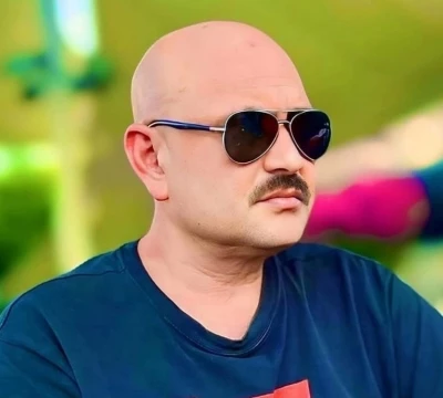 Mezarlıkta ağaca asılı halde bulundu
