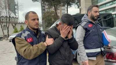 Mezarlıkta defin işlemi sırasında bir kişiyi silahla yaralayan şahıs yakalandı
