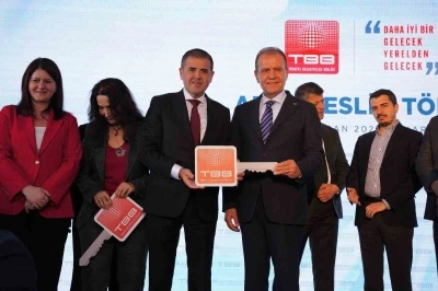 Mezitli Belediyesine ekskavat&ouml;r desteği
