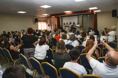 Mezitli&rsquo;nin kadınları Hatay&rsquo;da dayanışma i&ccedil;in buluştu
