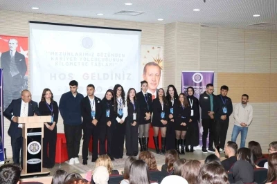 Mezunların gözünden kariyer yolculuğu
