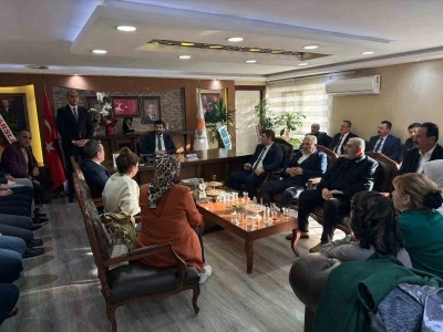 MHP Etimesgut İl&ccedil;e Başkanı Muratg&uuml;l&rsquo;den AK Parti Etmisgut İl&ccedil;e Başkanı Şankazan&rsquo;a ziyaret
