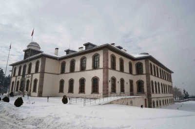 MHP İl Başkanı Yurdag&uuml;l; "Erzurum kongre binası yıkılmayacak"
