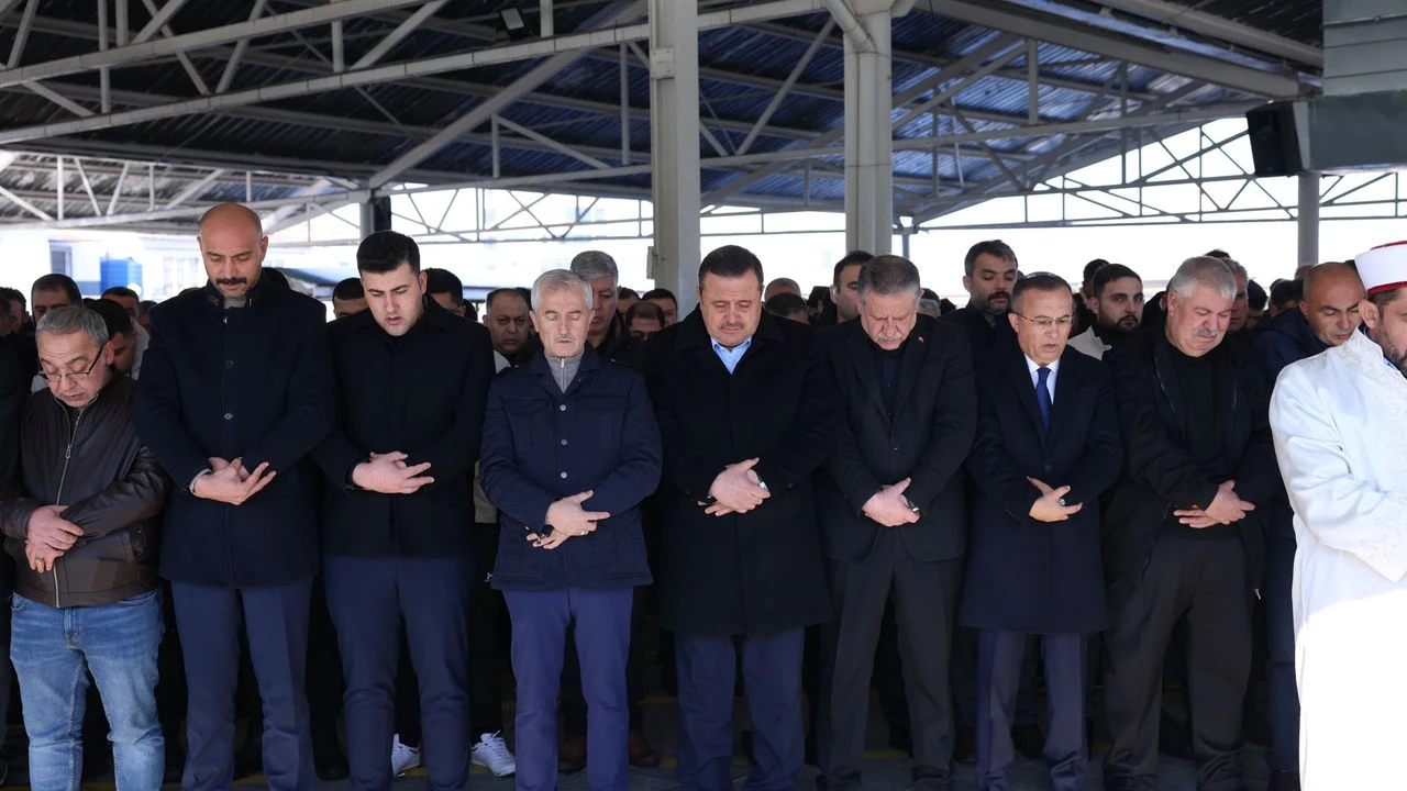 MHP&rsquo;li Cuma Kaymak&ccedil;ı&rsquo;nın acı g&uuml;n&uuml;&hellip;