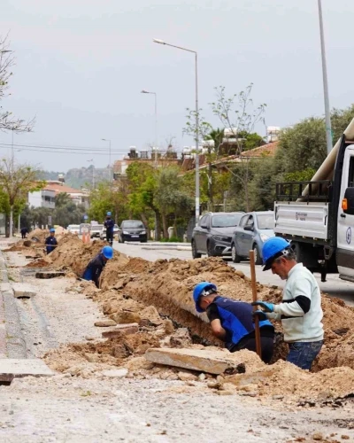 Milas&rsquo;ta &ouml;mr&uuml;n&uuml; tamamlayan su isale hatları değiştiriliyor

