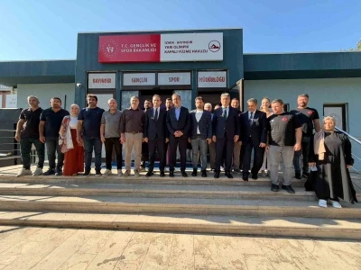 Milletvekili Kasapoğlu, Bayındır&rsquo;da esnaf, &ccedil;ift&ccedil;i ve gen&ccedil;lerle buluştu
