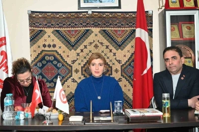 Milletvekili &Ouml;lmeztoprak&rsquo;tan mahalle mahalle yerinde istişare
