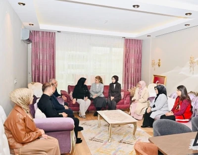Milletvekili &Ouml;lmeztoprak&rsquo;tan şehit ailesine bayram ziyareti
