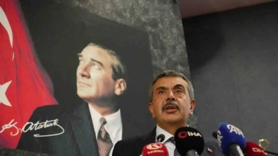 Milli Eğitim Bakanı Tekin, öğretmenlere hitap etti:
