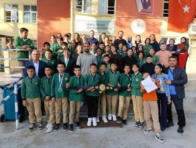 Milli Güreşçi Feyzullah Aktürk, öğrencilerle söyleşide buluştu
