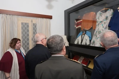 Milli Savunma Bakanı G&uuml;ler, Barbarlık M&uuml;zesi&rsquo;ni ziyaret etti
