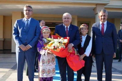 Milli Savunma Bakanı G&uuml;ler Edirne&rsquo;de
