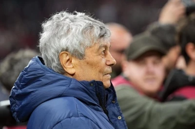 Milli takım kampında fenalaşan Teknik Direkt&ouml;r Mircea Lucescu hastaneye kaldırıldı
