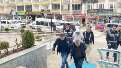 Milyonlara liralık vurgun yapan dolandırıcılara GSM hattı temin eden şahıslara operasyon: 7 g&ouml;zaltı