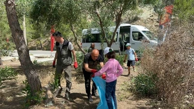 Minik eller ormanlar i&ccedil;in seferber oldu
