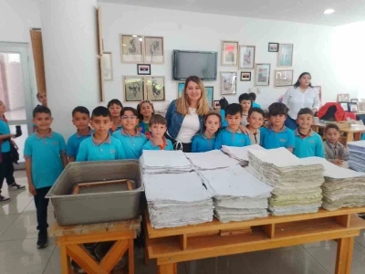 Minik &ouml;ğrenciler &lsquo;geri d&ouml;n&uuml;ş&uuml;m&uuml;&rsquo; yerinde &ouml;ğrendiler
