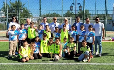 Minik sporculardan dostluk rüzgarı
