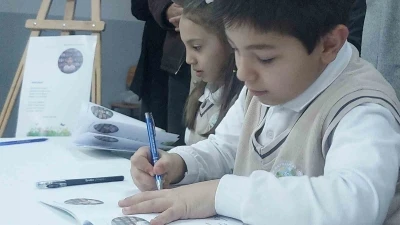 Minik y&uuml;reklerden arkadaşlarına destek
