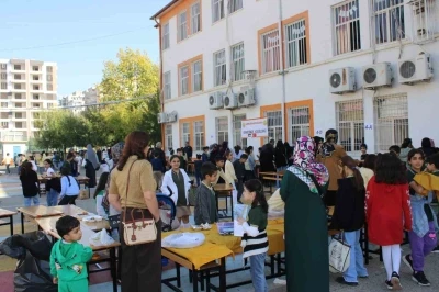 Minik yüreklerden Gazze’ye destek etkinliği
