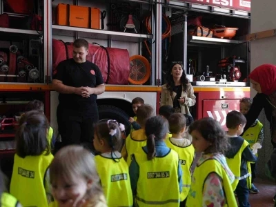 Minikler hem eğlendi hem öğrendi
