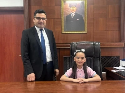 Miniklerden Kaymakam K&ouml;ksal&rsquo;a 23 Nisan Ziyareti
