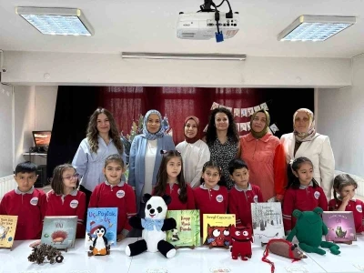 Miniklerin hayal d&uuml;nyası sergiye d&ouml;n&uuml;şt&uuml;
