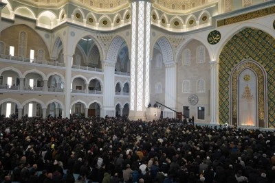 Mira&ccedil; Kandili&rsquo;nde Gaziantep&rsquo;te Vatandaşlara Salep İkramı