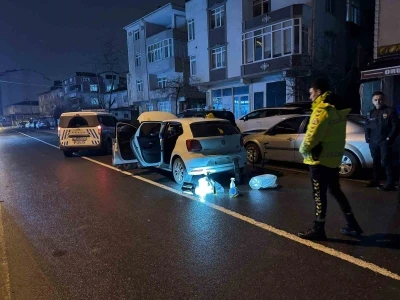 Miras kavgasında otomobil kurşunlandı
