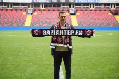 Mirel Radoi, Gaziantep FK&rsquo;daki g&ouml;revine iddialı başladı: "T&uuml;rkiye&rsquo;ye meydan okumaya geldim"
