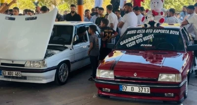 Modifiye araç tutkunları Suriye sınırında buluştu
