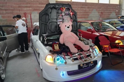 Modifiye tutkunları Pınarhisar&rsquo;da buluştu
