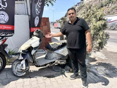 Motoru çalamayınca hız göstergesini çalan hırsız kamerada
