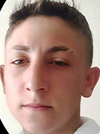Motosiklet kazasında ağır yaralanan 19 yaşındaki gen&ccedil; 14 g&uuml;nl&uuml;k yaşam m&uuml;cadelesini kaybetti
