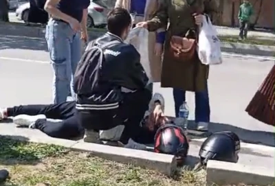 Motosiklet otomobil ile &ccedil;arpıştı: 1 yaralı
