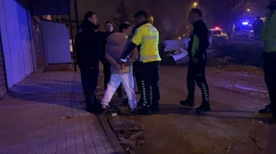 Motosiklet s&uuml;r&uuml;c&uuml;s&uuml; hem ehliyetsiz hem alkoll&uuml; &ccedil;ıktı
