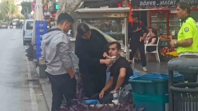 Motosiklete çarpmamak için frene bastı, devrilen motosikletten yola savruldu: 1 yaralı
