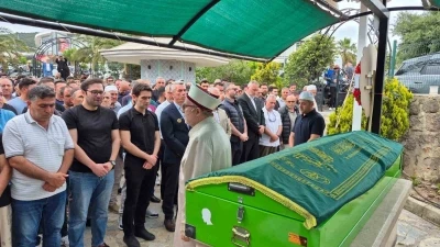 Motosikletin &ccedil;arpması sonucu hayatını kaybeden imam son yolculuğuna uğurlandı
