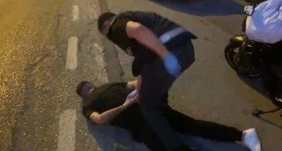 Motosikletli çarşaf operasyonu: 16 yaşındaki çocuktan 68 bin hap
