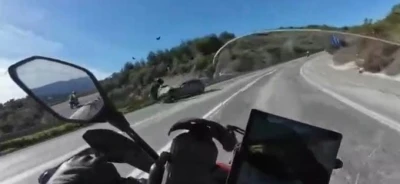 Motosiklette &ouml;l&uuml;m b&ouml;yle geldi...
