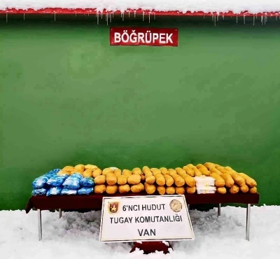 MSB, Van&rsquo;da y&uuml;r&uuml;t&uuml;len operasyonlarda 50 kilogram 930 gram uyuşturucu madde ele ge&ccedil;irildiğini duyurdu
