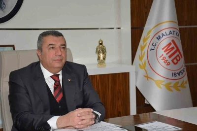 MTB Başkanı &Ouml;zcan: "Zor şartlara rağmen 303 milyon dolarlık kayısı ihracatı ger&ccedil;ekleştirdik"
