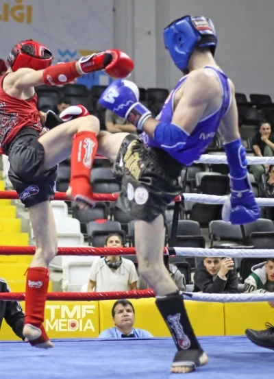 Muaythai T&uuml;rkiye Şampiyonası&rsquo;nda k&uuml;rs&uuml;ye Kayseri ambargosu

