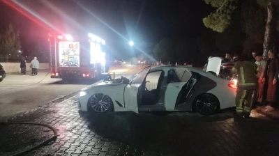 Mudanya Devlet Hastanesi otoparkında araç yangını
