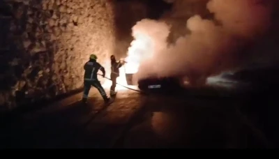 Mudanya yolunda korkutan ara&ccedil; yangını
