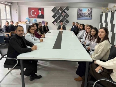 Müdür Yılmaz: &quot;Saim öğretmenin adı spor salonunda yaşatılacak&quot;
