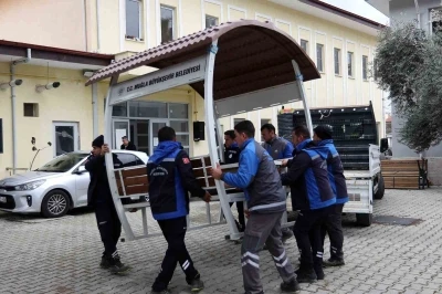 Muğla B&uuml;y&uuml;kşehir&rsquo;den Seydikemer Kumluova&rsquo;da yaşanan afet sonrası inceleme
