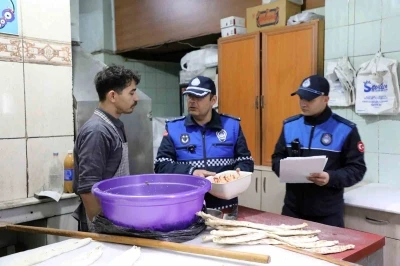 Muğla B&uuml;y&uuml;kşehir Zabıtasından hijyen ve gramaj denetimi
