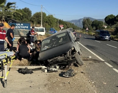 Muğla&rsquo;da ara&ccedil; yoldan &ccedil;ıktı: 1&rsquo;i &ccedil;ocuk 7 yaralı
