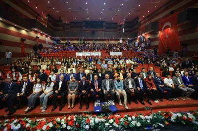 Muğla&rsquo;da gen&ccedil;lik r&uuml;zgarı esti
